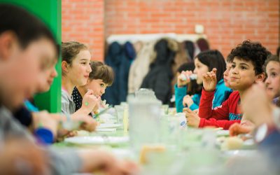 » ¿De verdad aprenden a comer en el comedor escolar? «